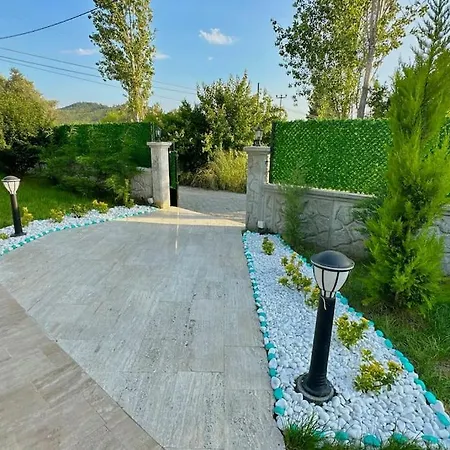Villa Luxury Holiday With Large Pool In 4+1