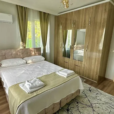 Villa Luxury Holiday With Large Pool In 4+1 Koycegiz (Mugla)