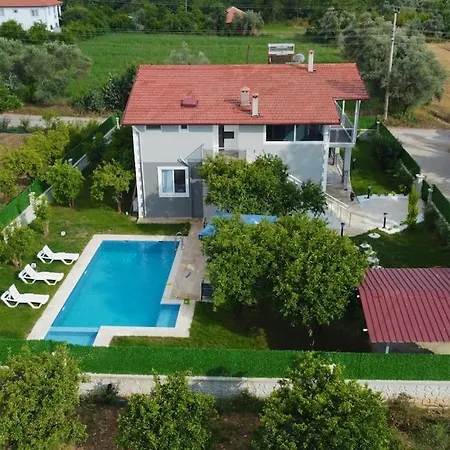 Luxury Holiday With Large Pool In 4+1 Villa Koycegiz (Mugla)