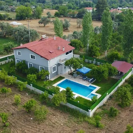 Luxury Holiday With Large Pool In 4+1 Koycegiz (Mugla)