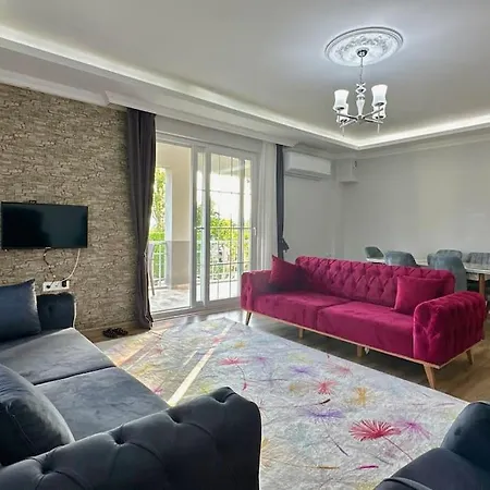 Luxury Holiday With Large Pool In 4+1 *